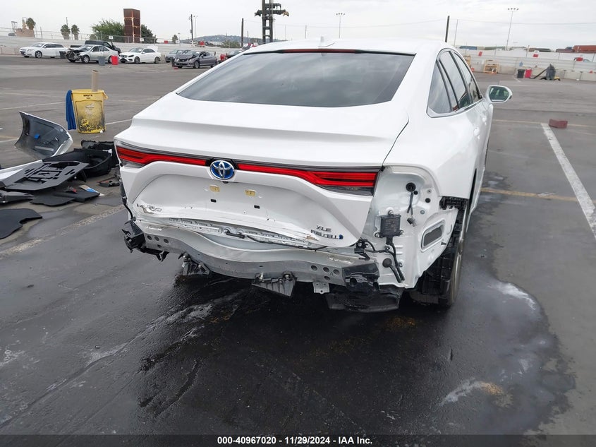 2022 TOYOTA MIRAI XLE JTDAAAAA1NA005658
