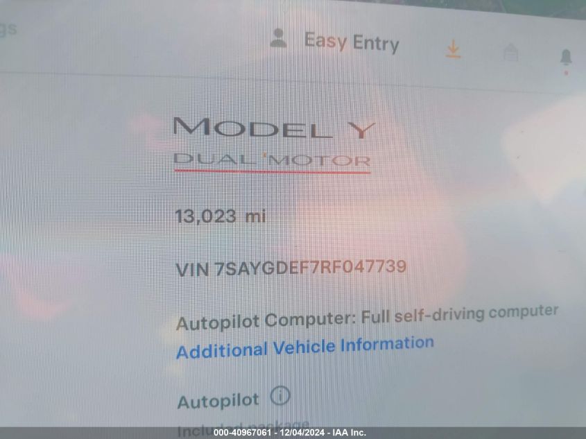 2024 Tesla Model Y Performance Dual Motor All-Wheel Drive VIN: 7SAYGDEF7RF047739 Lot: 40967061