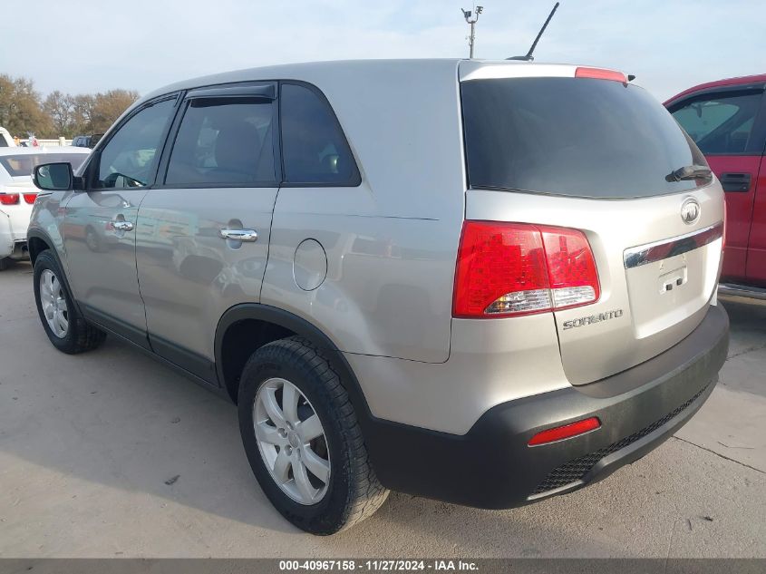 VIN 5XYKT3A15DG373690 2013 KIA Sorento, LX no.3