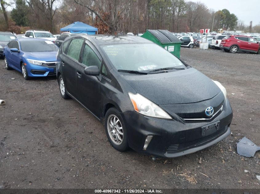 2014 Toyota Prius, V Two