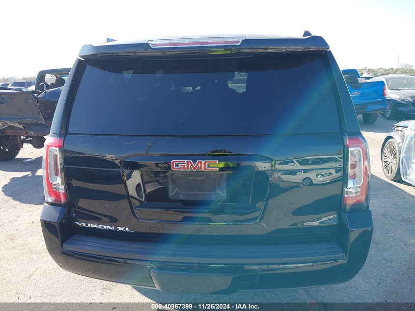 2018 GMC Yukon Xl Slt VIN: 1GKS2GKC0JR317989 Lot: 40967399