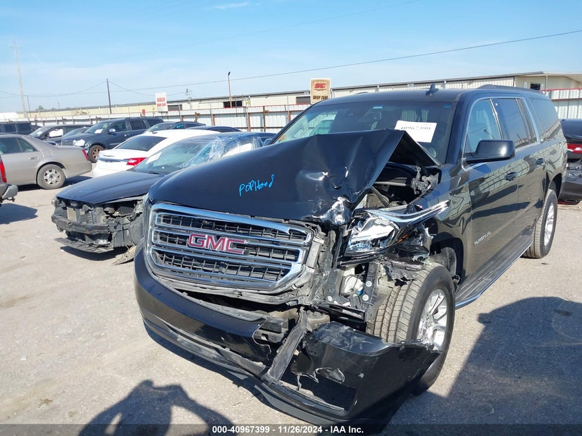 2018 GMC Yukon Xl Slt VIN: 1GKS2GKC0JR317989 Lot: 40967399