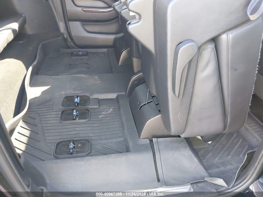 2018 GMC Yukon Xl Slt VIN: 1GKS2GKC0JR317989 Lot: 40967399