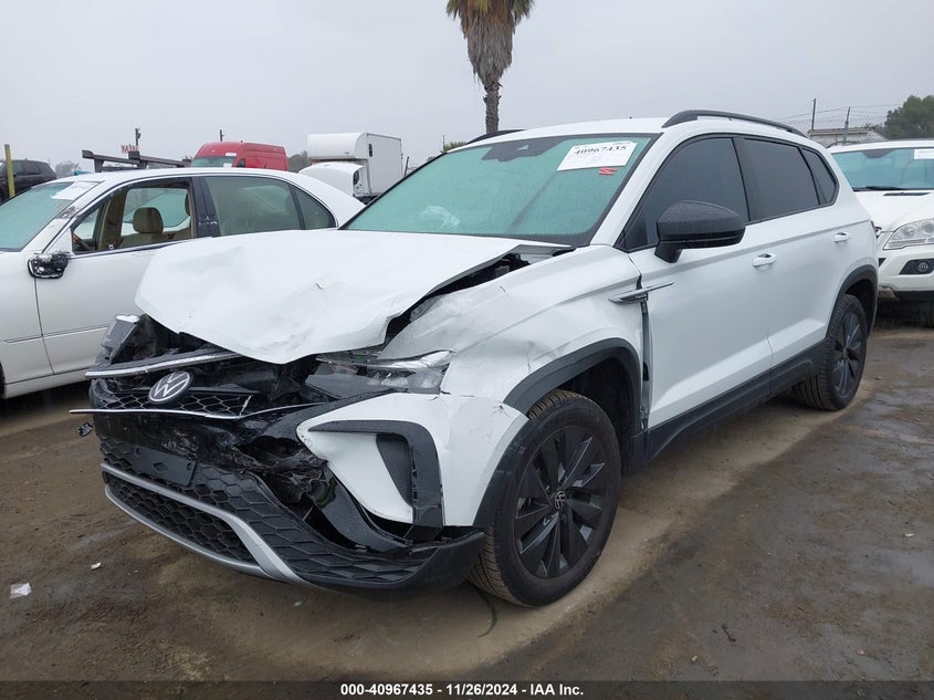 2024 VOLKSWAGEN TAOS VIN: 3VV5X7B20RM073776