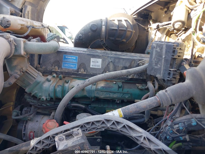 2014 Volvo Vn Vnl VIN: 4V4NC9EH7EN166109 Lot: 40967701