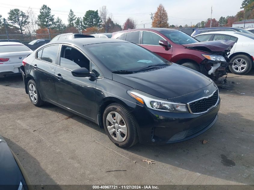 VIN 3KPFK4A70HE056398 2017 KIA Forte, LX no.13