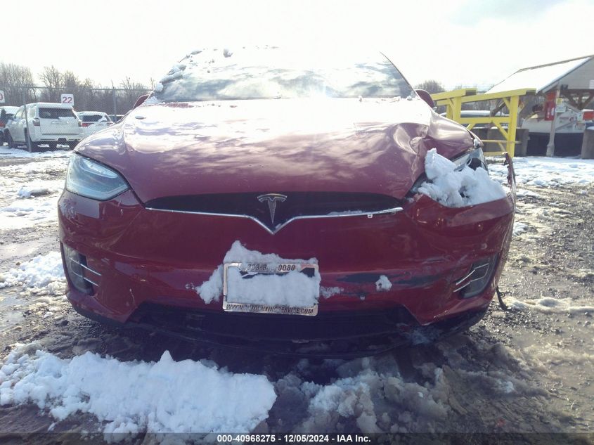 2016 Tesla Model X 60D/70D/75D/90D VIN: 5YJXCAE24GF017157 Lot: 40968275