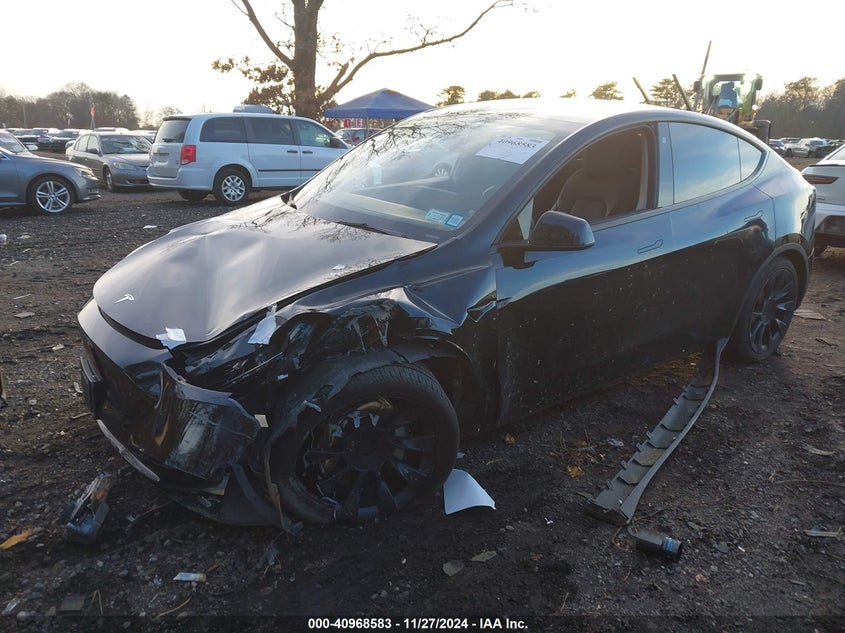 VIN 7SAYGDEE7PF688703 2023 TESLA MODEL Y AWD/LONG RANGE DUAL MOTOR ALL-WHEEL DRIVE