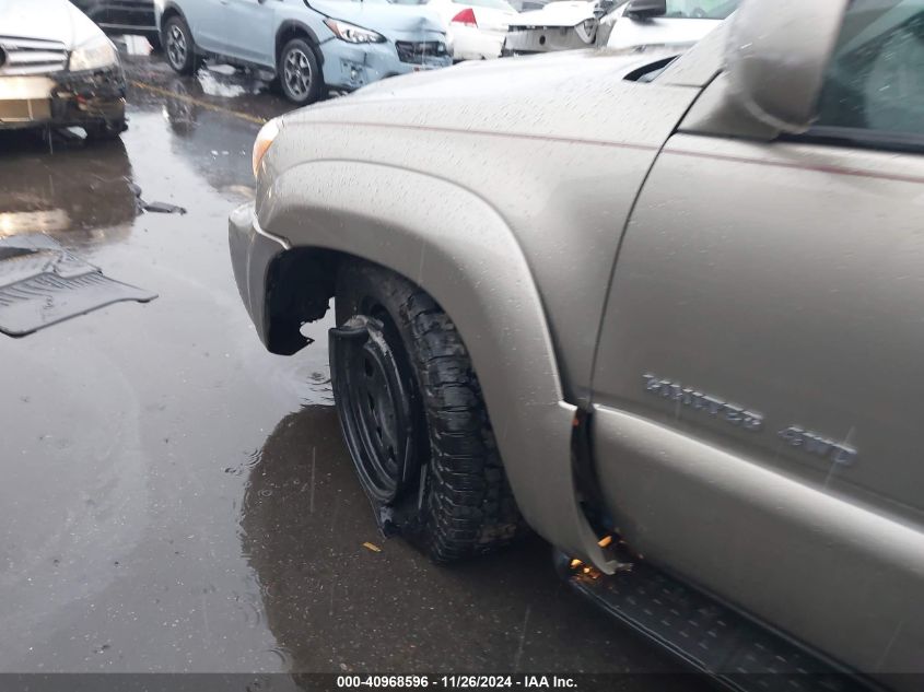 2006 Toyota 4Runner Limited V8 VIN: JTEBT17RX68032213 Lot: 40968596