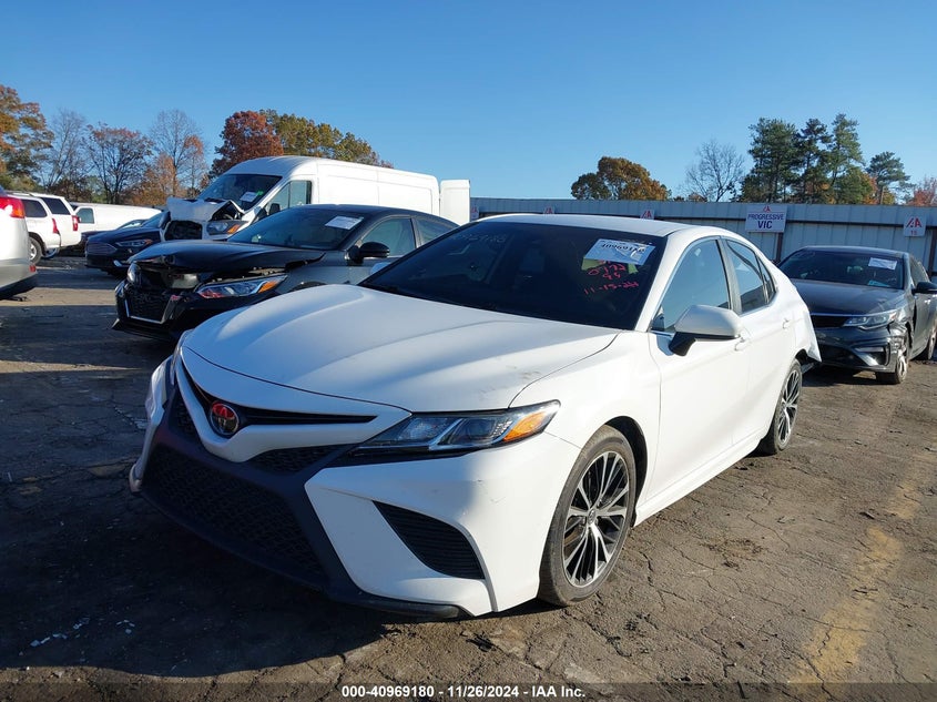 2019 TOYOTA CAMRY VIN: 4T1B11HK4KU780772