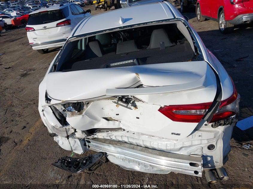 2019 TOYOTA CAMRY VIN: 4T1B11HK4KU780772