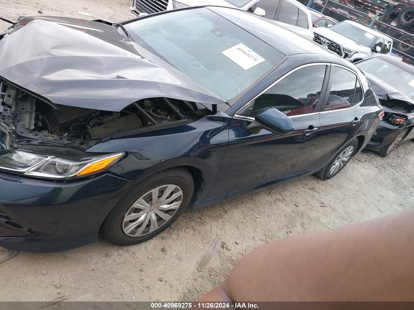 2020 TOYOTA CAMRY VIN: 4T1A11AK6LU956695