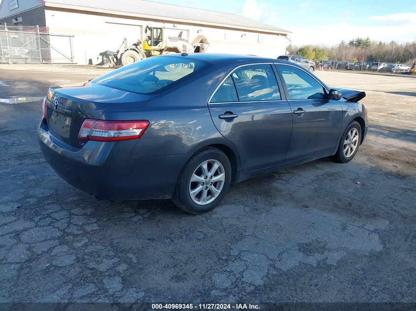 2011 TOYOTA CAMRY VIN: 4T1BF3EK8BU702870