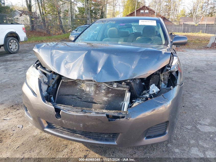 2011 TOYOTA CAMRY VIN: 4T1BF3EK8BU702870
