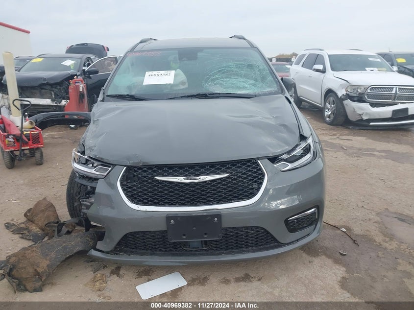 2022 CHRYSLER PACIFICA TOURING L - 2C4RC1BG8NR132239