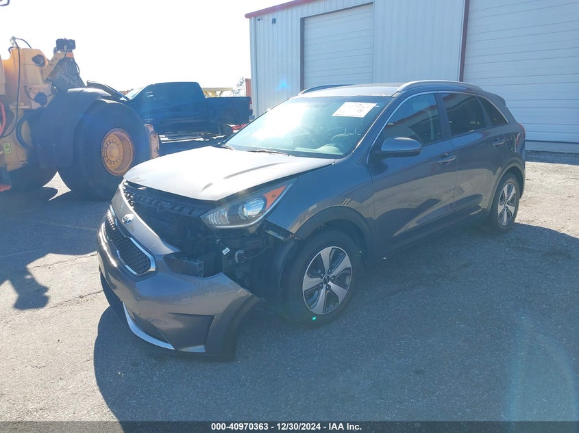 Vin: kndcb3lc7h5082788, lot: 41460165, kia niro lx 20172