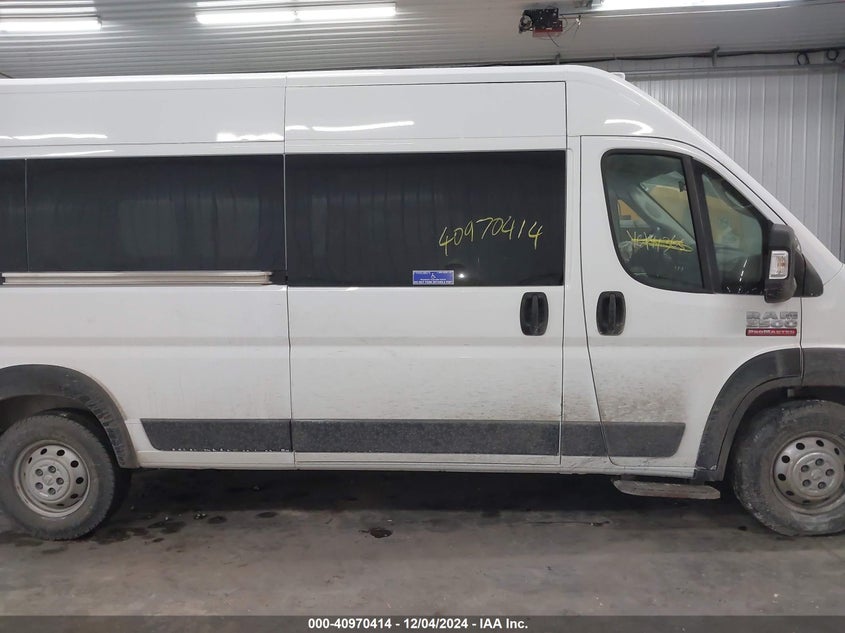 2019 Ram Promaster 2500 Window Van High Roof 159 Wb VIN: 3C6TRVPG8KE531371 Lot: 40970414