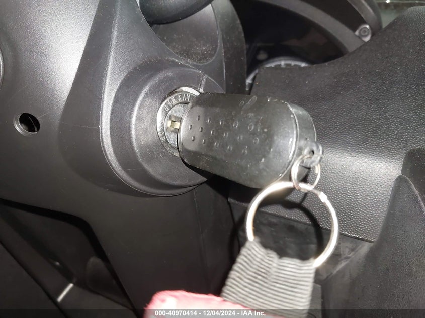 2019 Ram Promaster 2500 Window Van High Roof 159 Wb VIN: 3C6TRVPG8KE531371 Lot: 40970414