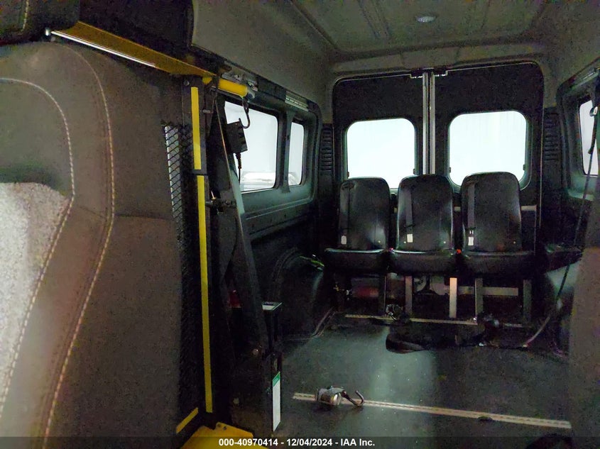 2019 Ram Promaster 2500 Window Van High Roof 159 Wb VIN: 3C6TRVPG8KE531371 Lot: 40970414