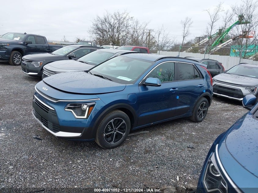 Vin: kndcs3lf0s5226179, lot: 41460854, kia niro plug-in hybrid ex 20252