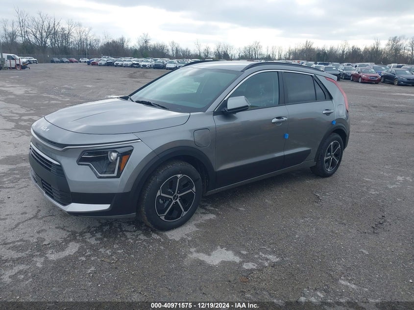 Vin: kndcs3lf2s5228029, lot: 41461377, kia niro plug-in hybrid ex 20252