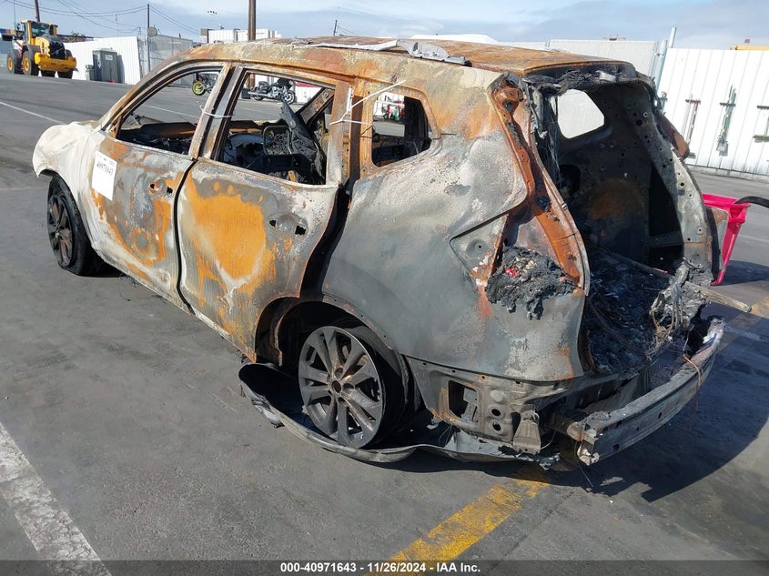 2016 NISSAN ROGUE SV - KNMAT2MT7GP716410