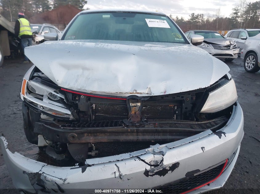 2011 VOLKSWAGEN JETTA VIN: 3VWDZ7AJ7BM107258