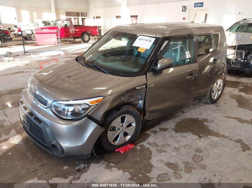 VIN KNDJN2A2XG7257685 2016 KIA SOUL no.2