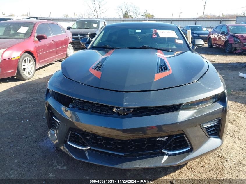 2017 Chevrolet Camaro 2Ss VIN: 1G1FH1R75H0108062 Lot: 40971931