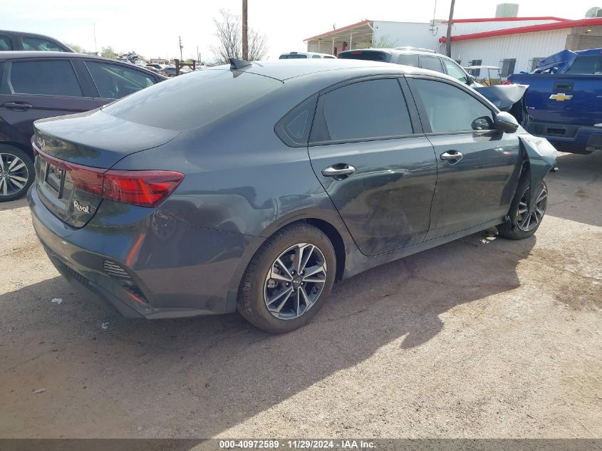 VIN 3KPF24AD4RE837898 2024 KIA FORTE no.4