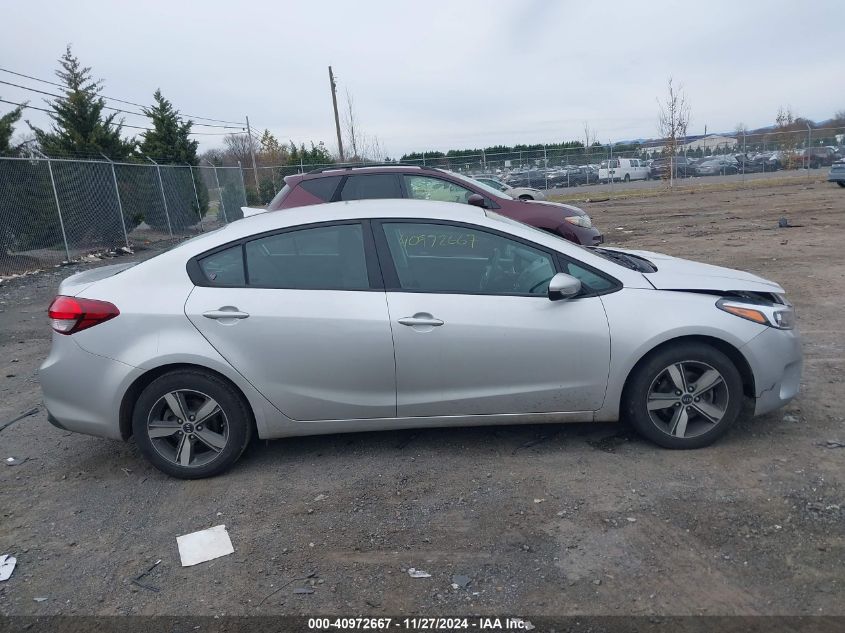 VIN 3KPFL4A75JE239959 2018 KIA Forte, LX no.13