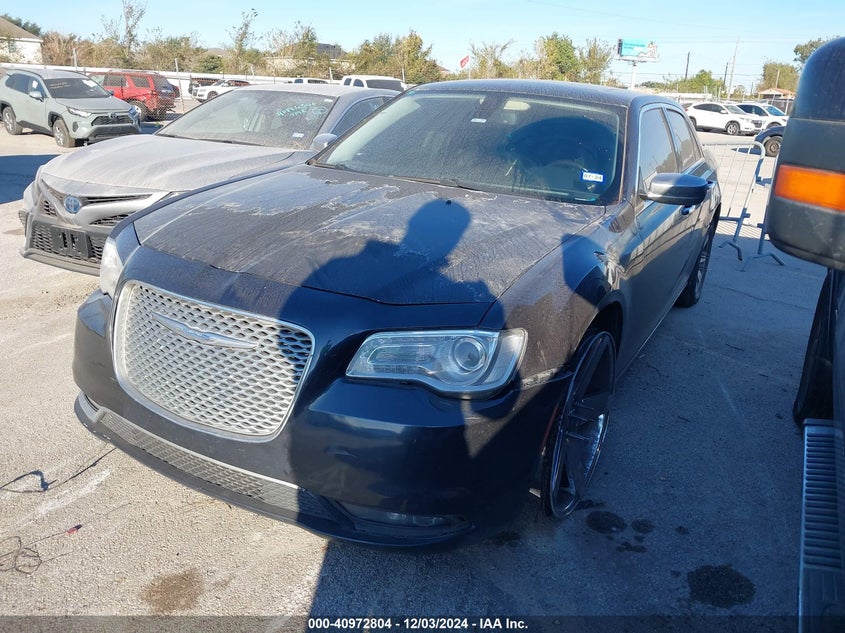 Vin: 2c3ccaeg2hh663436, lot: 41462620, chrysler 300c 20172