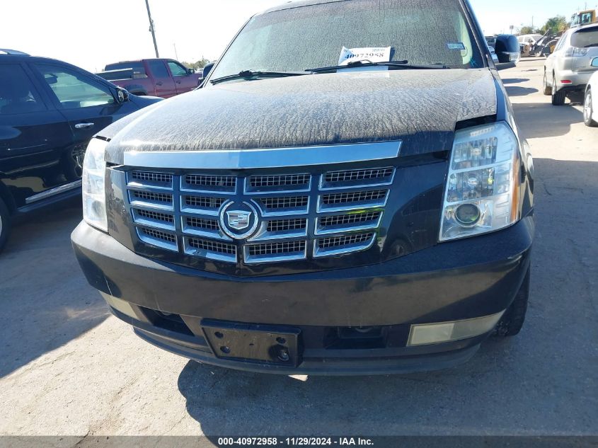 2008 Cadillac Escalade Esv Standard VIN: 1GYFK66808R268925 Lot: 40972958