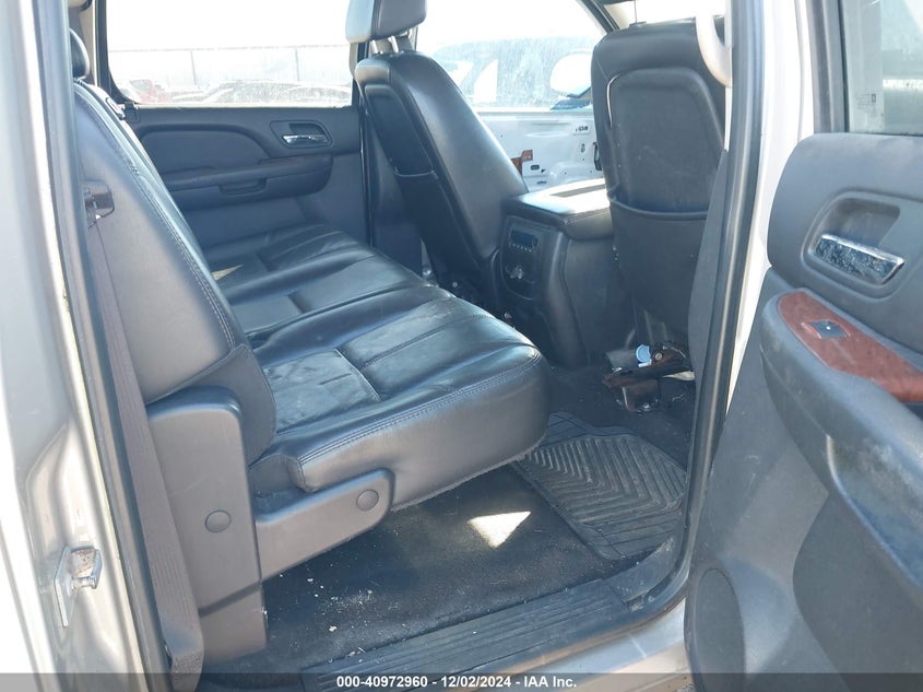 2008 GMC SIERRA 1500 VIN: 3GTEK13328G235406