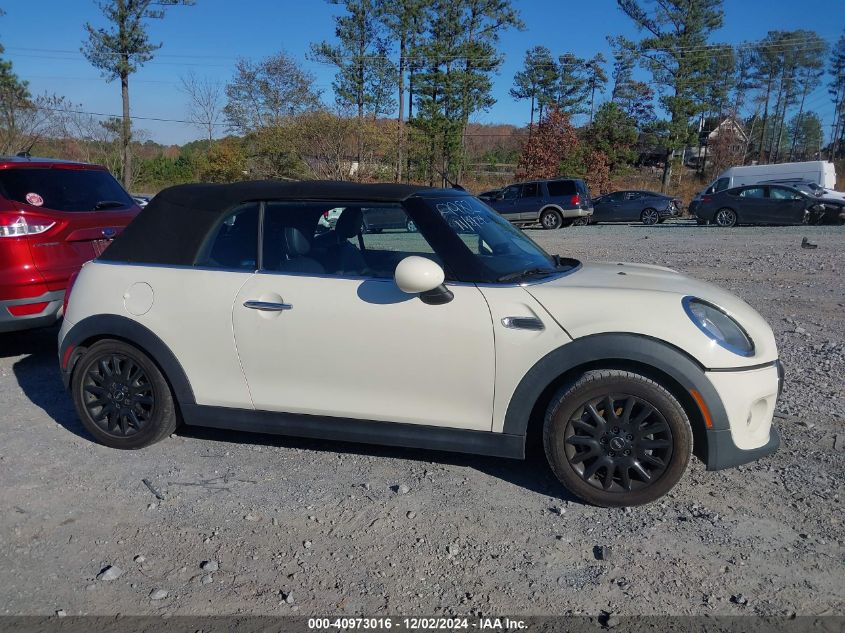 2017 Mini Convertible Cooper VIN: WMWWG5C36H3C99982 Lot: 40973016