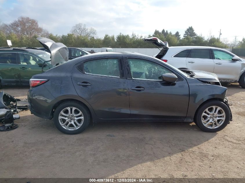 VIN 3MYDLBZV7GY127171 2016 Scion IA no.13