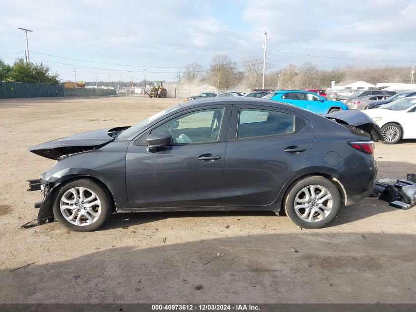 VIN 3MYDLBZV7GY127171 2016 Scion IA no.14