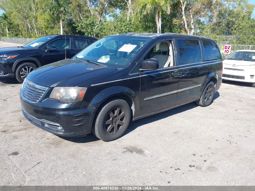 VIN 2C4RC1BG0DR529135 2013 CHRYSLER TOWN & COUNTRY no.2