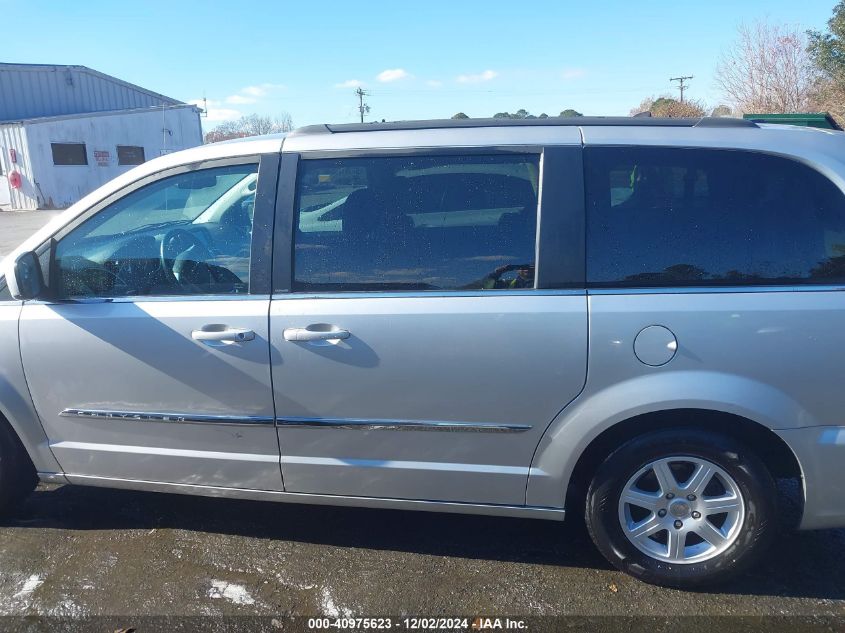 2011 Chrysler Town & Country Touring VIN: 2A4RR5DG3BR739366 Lot: 40975623