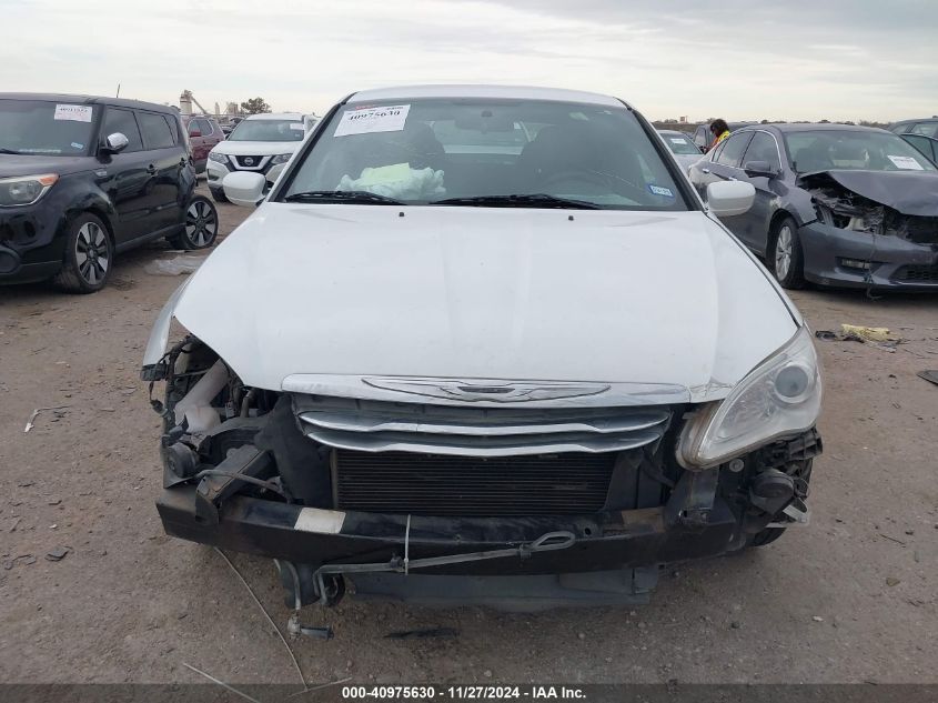 2013 Chrysler 200 Touring VIN: 1C3CCBBB7DN695170 Lot: 40975630