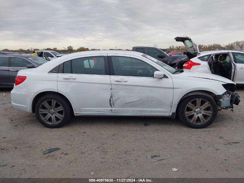 2013 Chrysler 200 Touring VIN: 1C3CCBBB7DN695170 Lot: 40975630