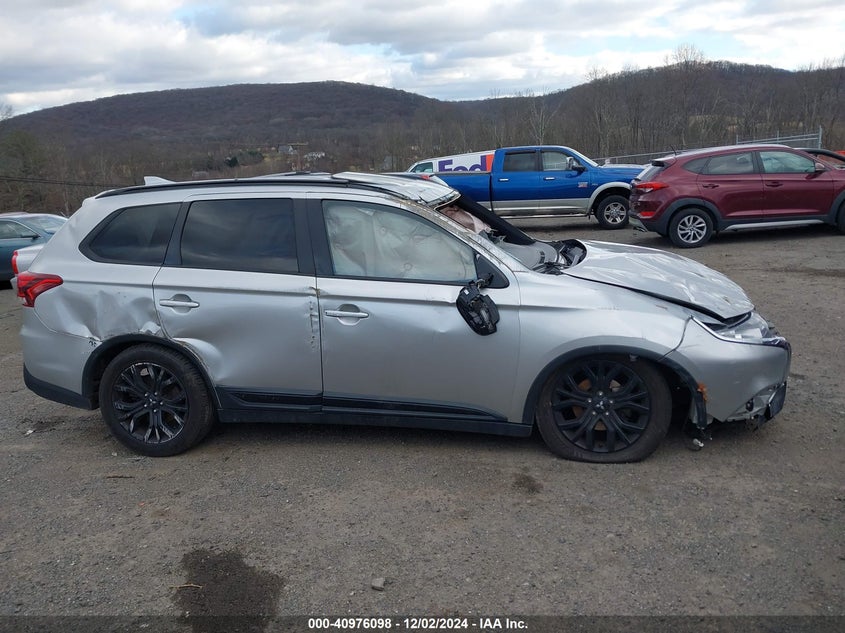 2019 MITSUBISHI OUTLANDER LE VIN: JA4AD3A36KZ031457