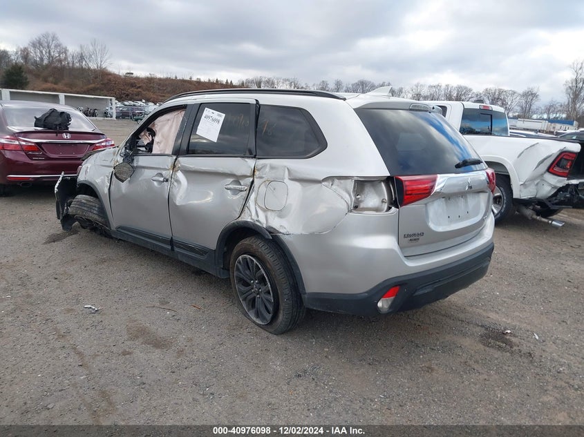 2019 MITSUBISHI OUTLANDER LE VIN: JA4AD3A36KZ031457