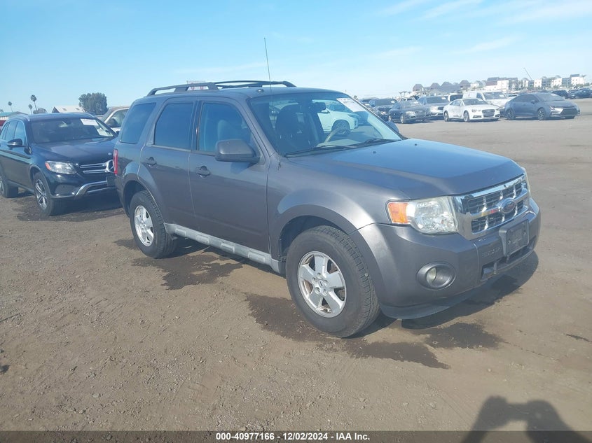 2010 FORD ESCAPE