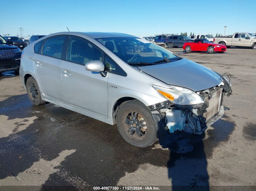 2013 Toyota Prius, Three