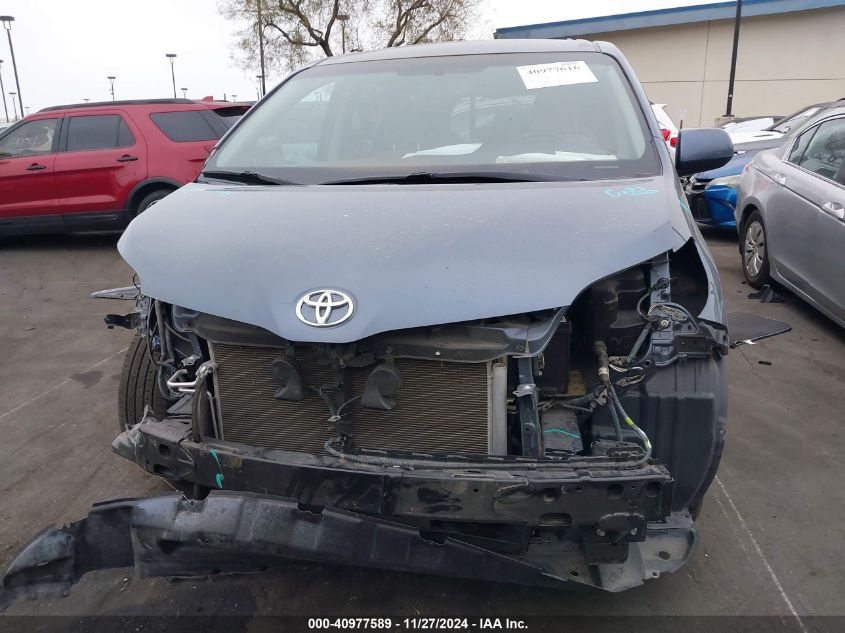 VIN 5TDKZ3DC0HS811858 2017 Toyota Sienna, Le 8 Pass... no.13