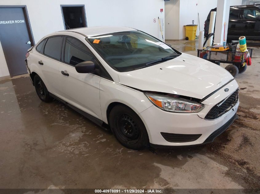 VIN 1FADP3E23JL204497 2018 Ford Focus, S no.1