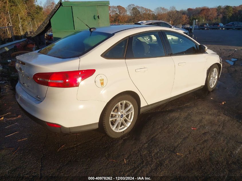 VIN 1FADP3F22FL282677 2015 Ford Focus, SE no.4