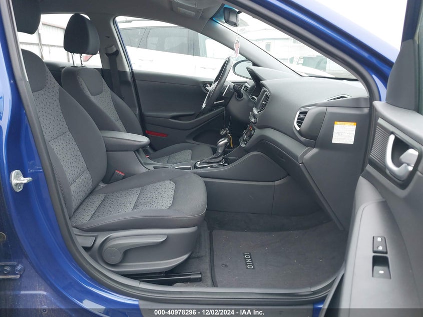 VIN KMHC75LCXKU145260 2019 HYUNDAI IONIQ HYBRID SEL