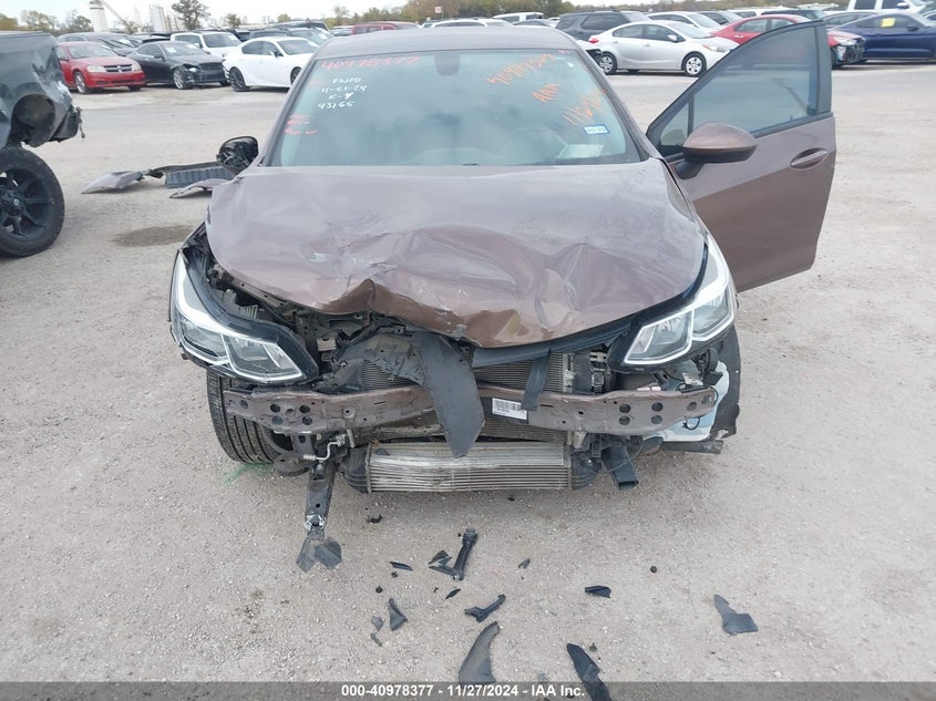 2019 CHEVROLET CRUZE VIN: 1G1BC5SM4K7137314